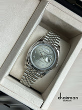 ساعة تشيرمان جينيف بيبي جراي للرجال بمينا عربية مؤرخة وسلسلة فضية