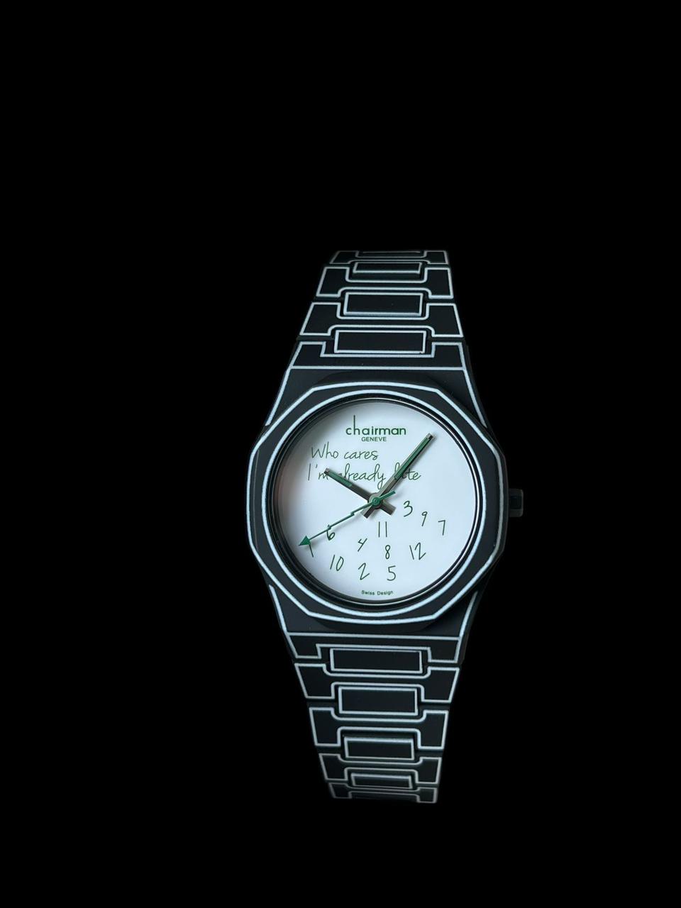 ساعة تشيرمان جينيف للرجال بمينا أبيض وحزام أسود وأبيض